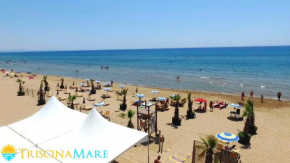 Отель Triscinamare Hotel Residence  Triscina
